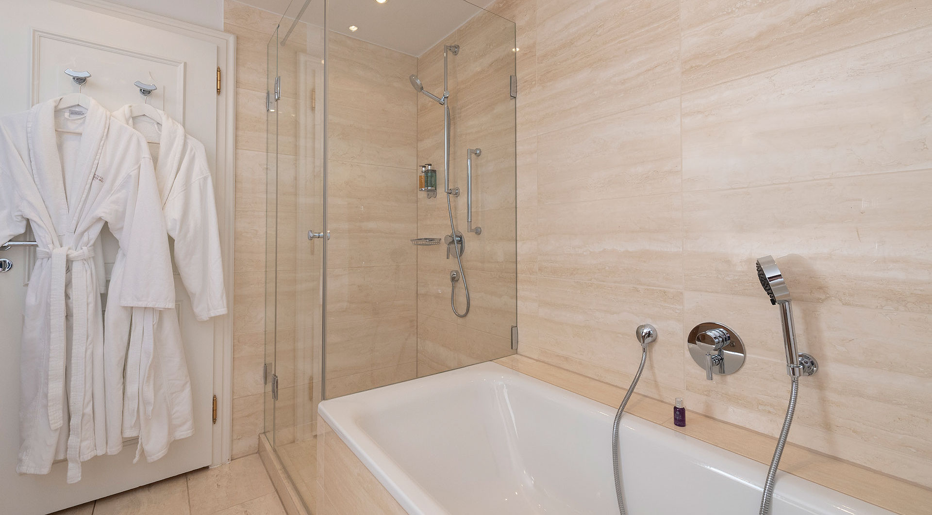 Jetzt-Sylt-06-KOMFORT-SUITE-MIT-TERRASSE-2025-benen-diken-hof-keitum-sylt-7