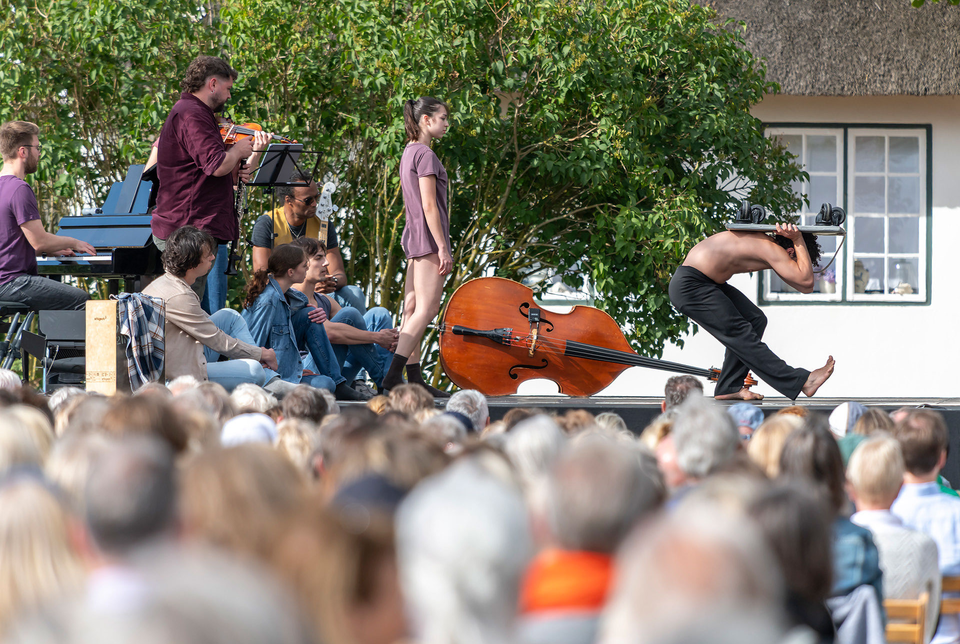 galerie-VB-verdensballett-2025-benen-diken-hof-privat-hotels-sylt-11