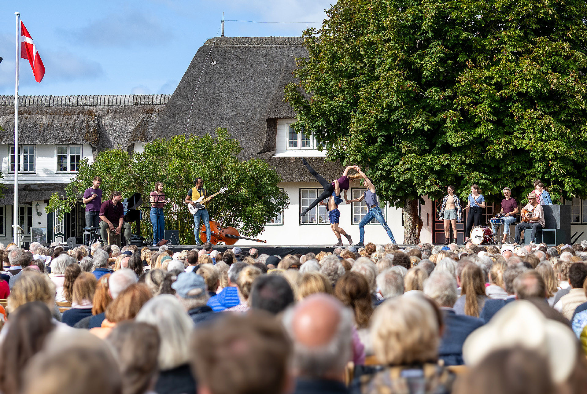 galerie-VB-verdensballett-2025-benen-diken-hof-privat-hotels-sylt-15