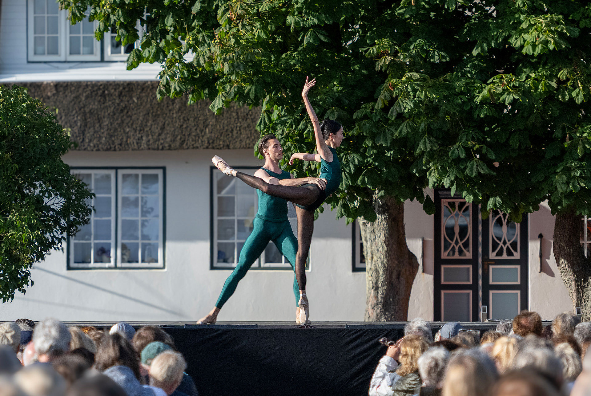 galerie-VB-verdensballett-2025-benen-diken-hof-privat-hotels-sylt-30
