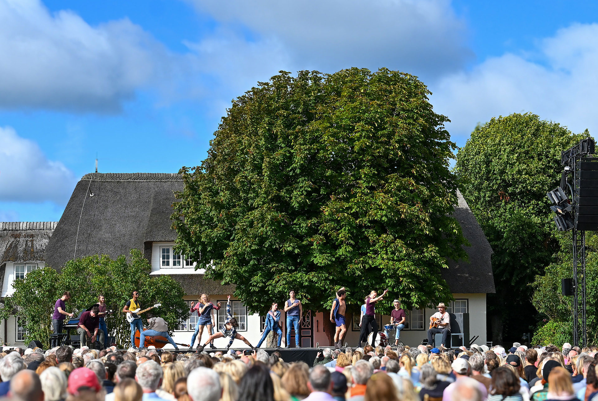 galerie-VB-verdensballett-2025-benen-diken-hof-privat-hotels-sylt-35